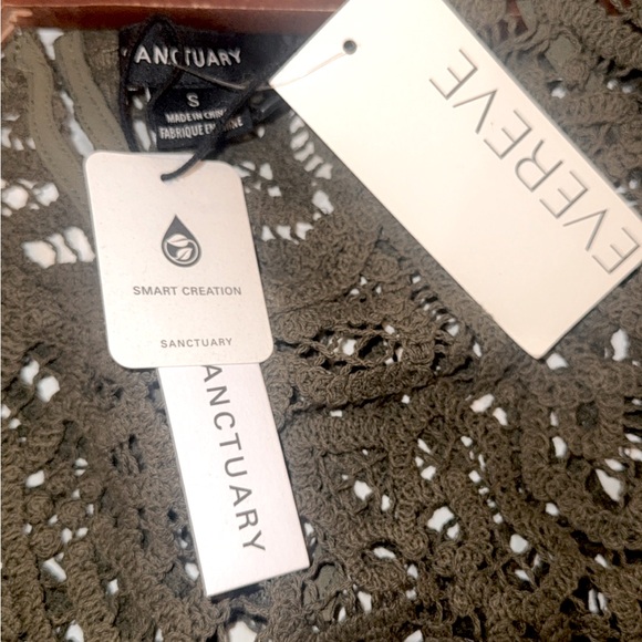 NWT Sanctuary Cherished Lace Tee Kalamata Green Puff Sleeve Top Size: Small - Picture 7 of 7